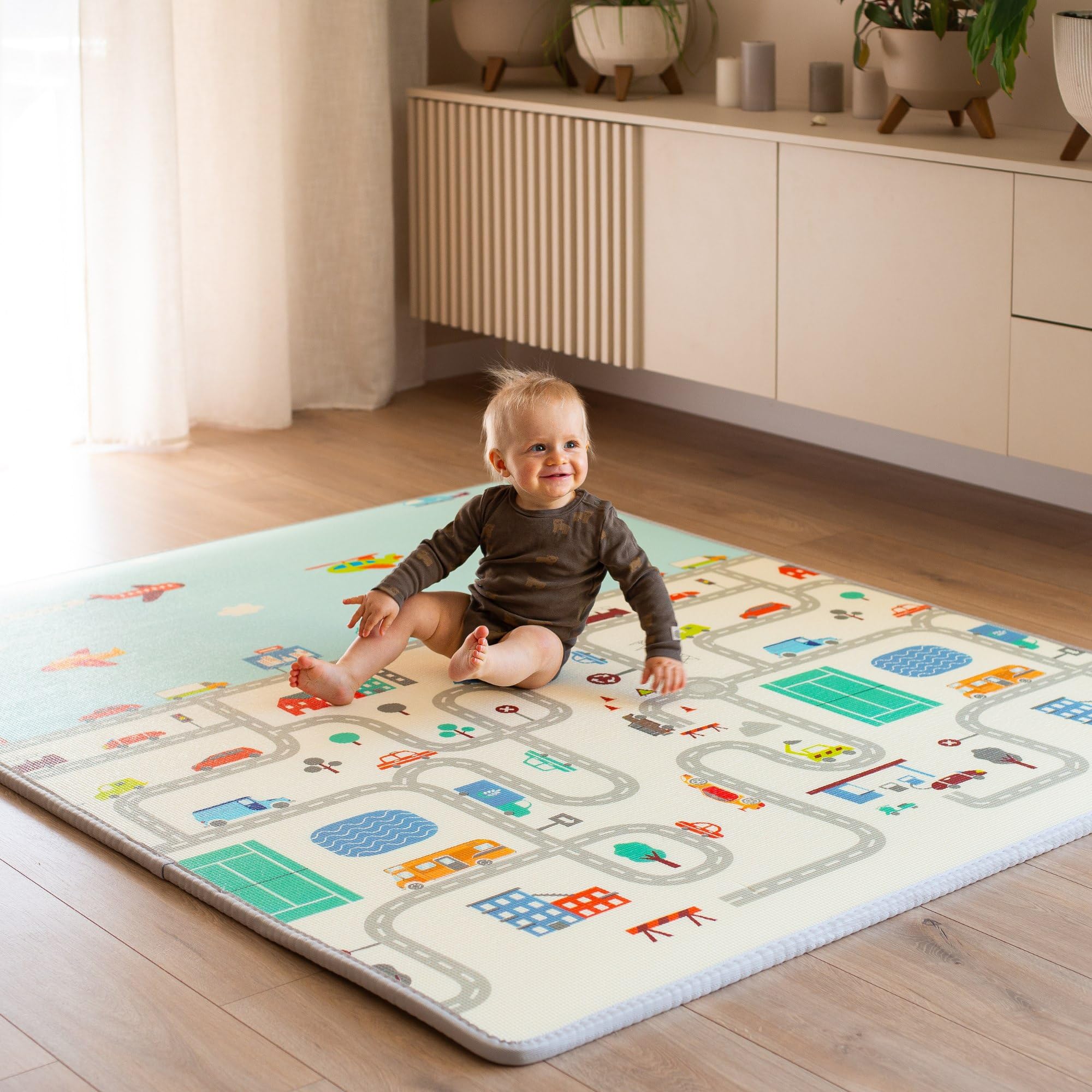 mamabrum-krabbelmatte-faltbar-150x180x2cm-xpe-stadt-zickzack-mit-tasche image 2