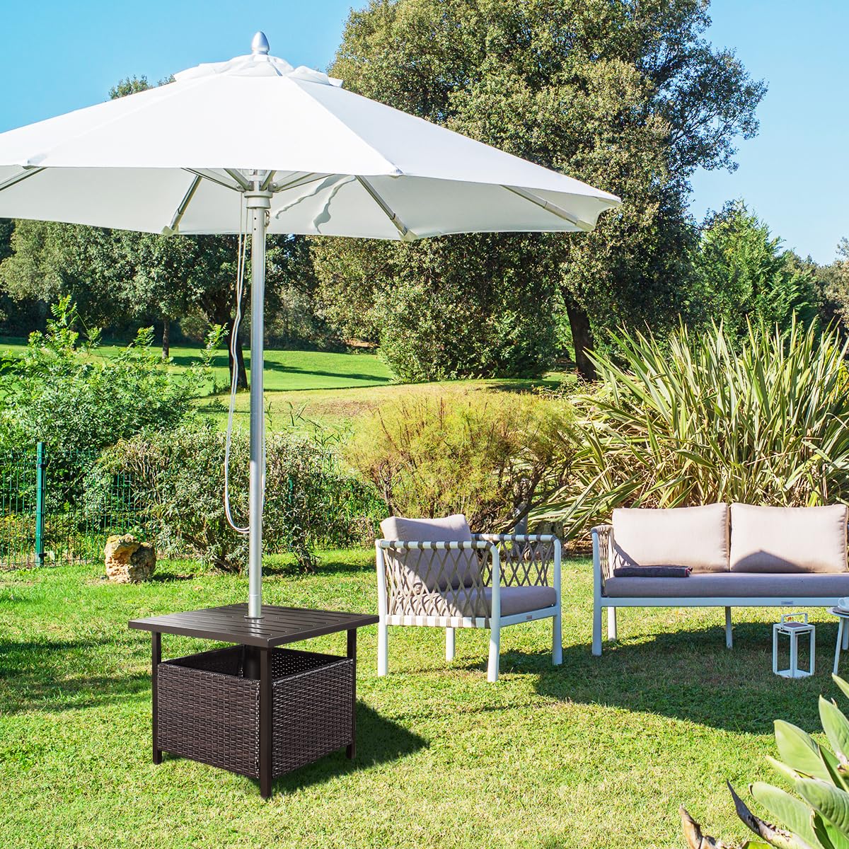 komfotteu-rattan-gartentisch-mit-schirmloch-eisenplatte-55-5-cm image 2