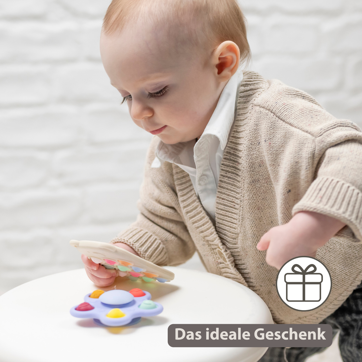 nattou-silikon-babyrassel-pop-it-spinner-9-cm-mit-saugnapf-mehrfarbig image 6