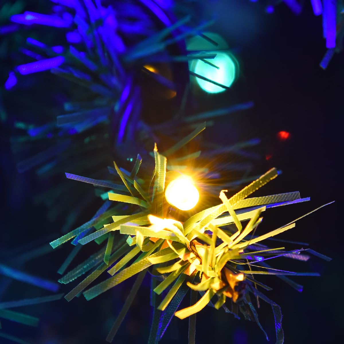 komfotteu-k-nstlicher-weihnachtsbaum-150-cm-mit-led-beleuchtung image 8