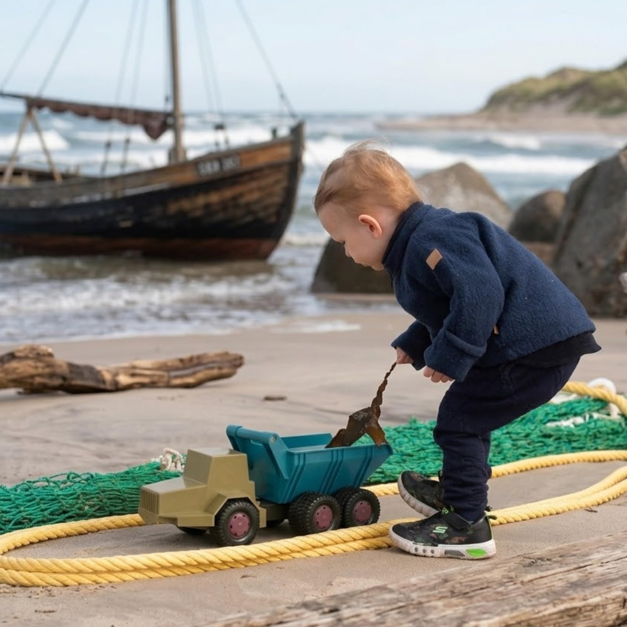 dantoy-blue-marine-dumper-4935-muldenkipper-aus-meeresplastik image 3