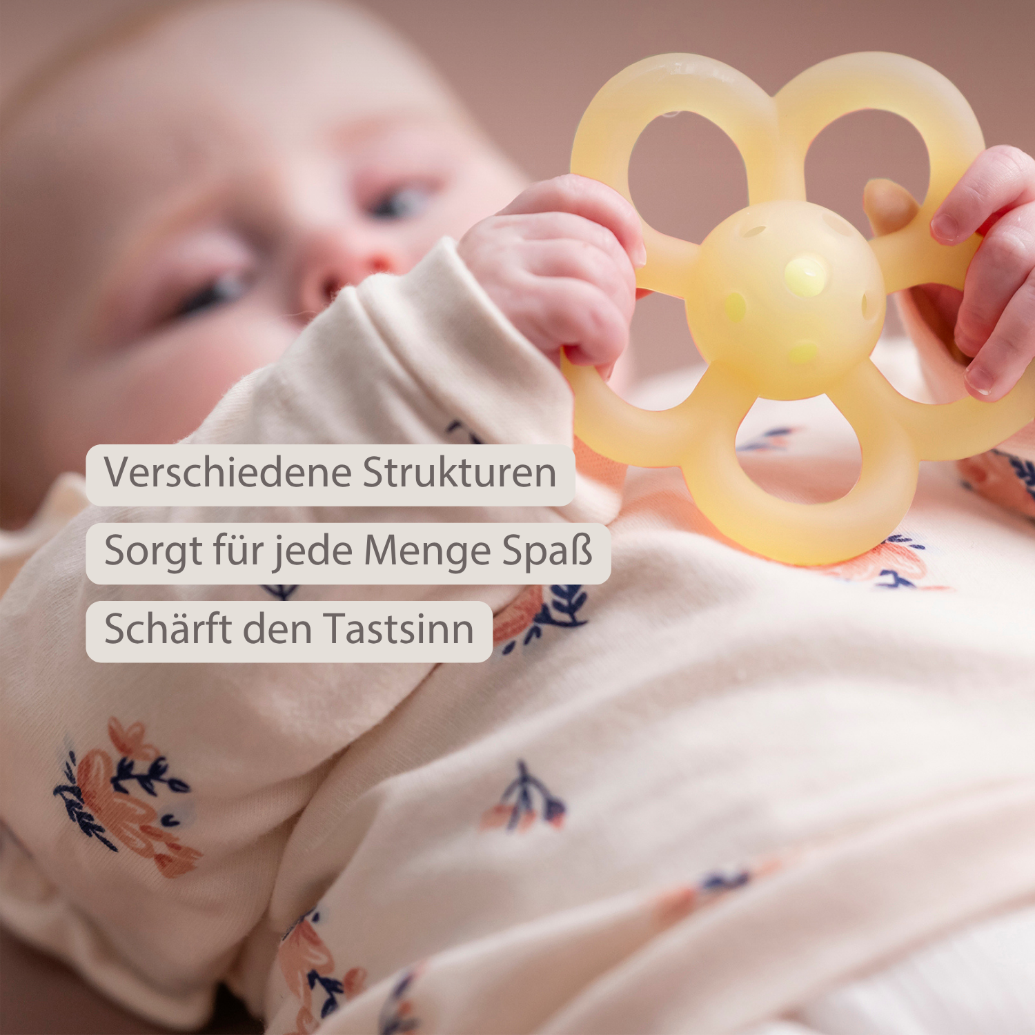 nattou-silikon-rassel-blume-10-cm-gelb image 3
