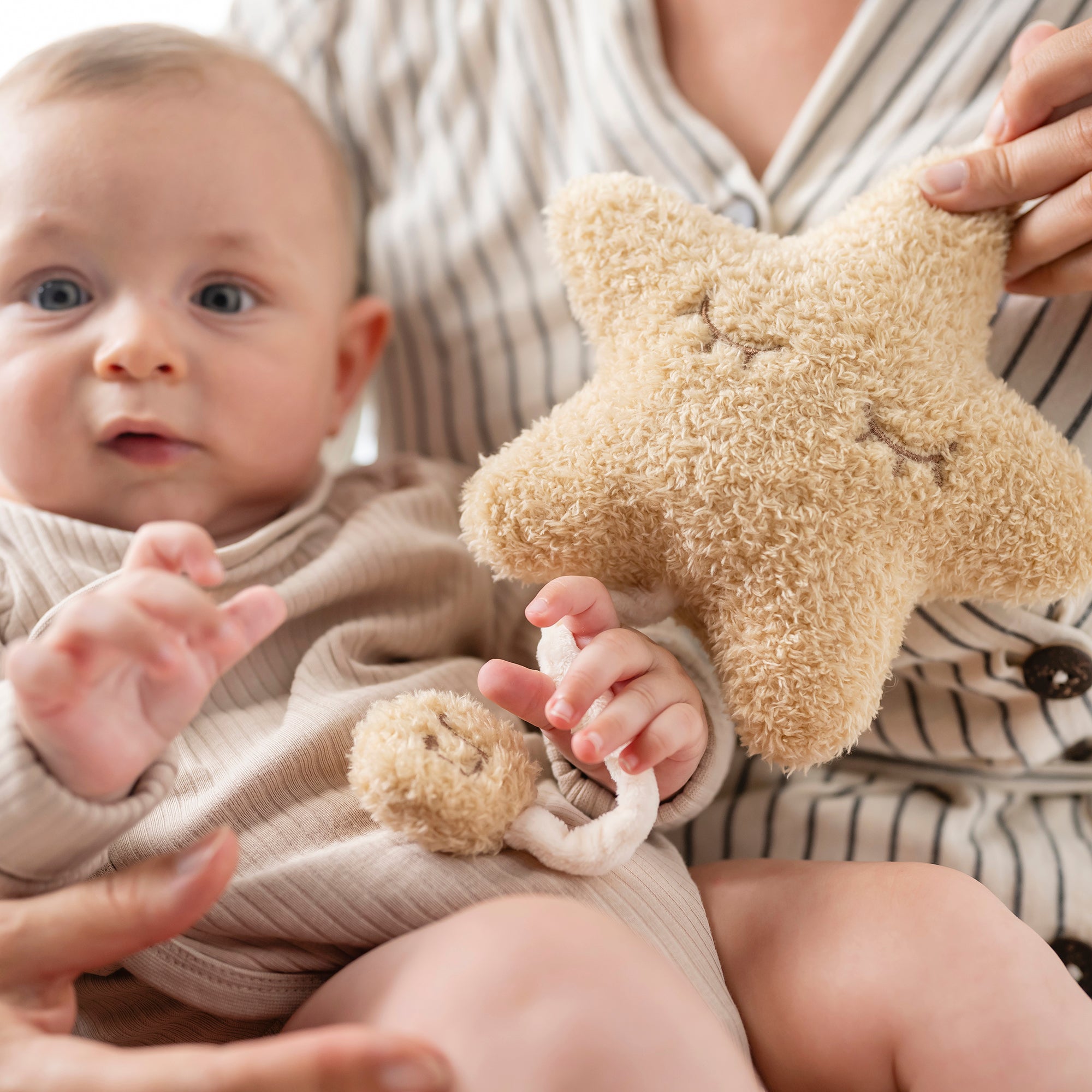 nattou-teddy-kuscheltier-spieluhr-stern-la-le-lu-melodie image 3