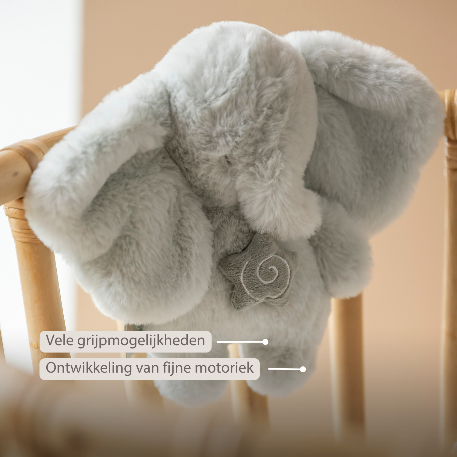 nattou-loulou-mini-spieluhr-elefant-20-cm-lindengr-n image 8