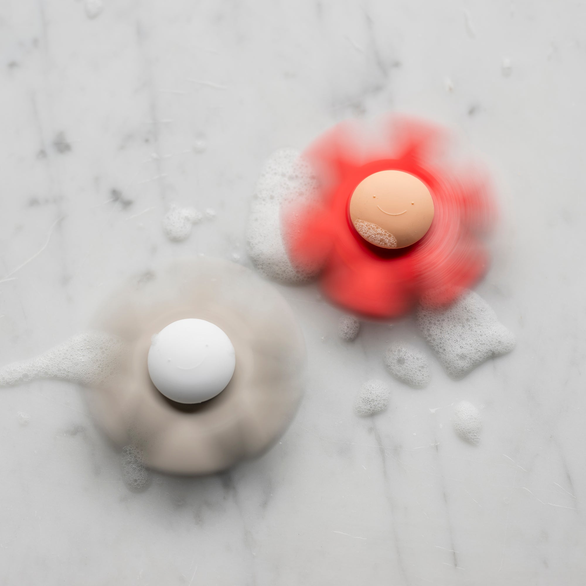 nattou-spinner-blume-silicone-baby-saugnapf-spielzeug-9-x-9-x-3-5-cm image 6